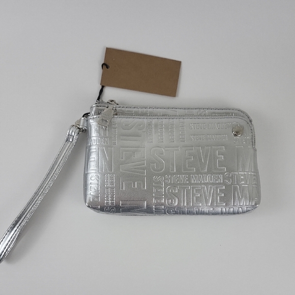 Steve Madden Btrell Clutch Wristlet